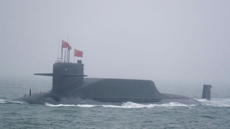 A Rara Apari o De Um Poderoso Submarino Nuclear Dos EUA No Pac fico a-rara-apari-o-de-um-poderoso-submarino-nuclear-dos-eua-no-pac-fico