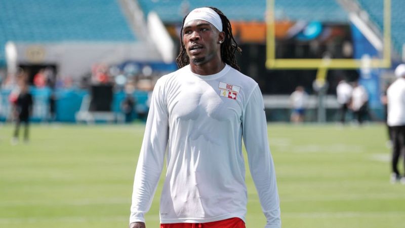 NFL star Rashee Rice surrenders to police in connection with car crash