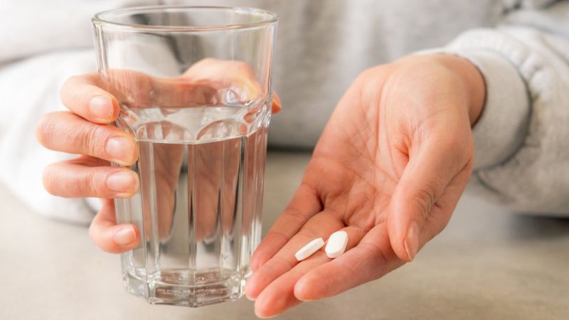 blood-pressure-warning-over-long-term-paracetamol-use-bbc-news