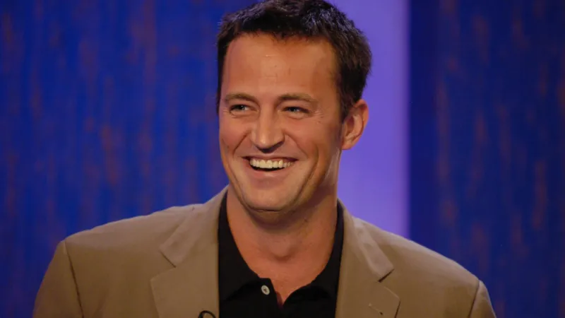 Un consejero especializado en adicciones fue sentenciado por la muerte por sobredosis de Matthew Perry.