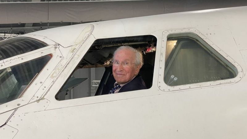 Concorde Model To Take To The Skies In Honour Of Anniversary Bbc News