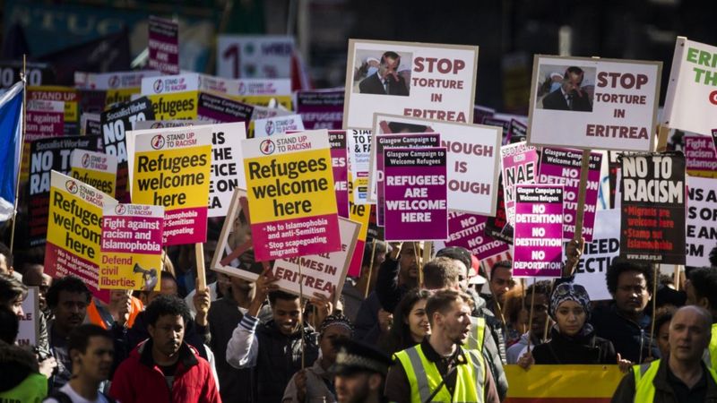 Thousands attend Glasgow anti-racism march and rally - BBC News