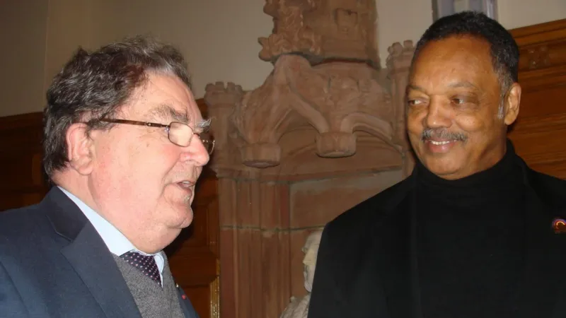 Se recuerdan los vínculos del reverendo Jesse Jackson con Londonderry