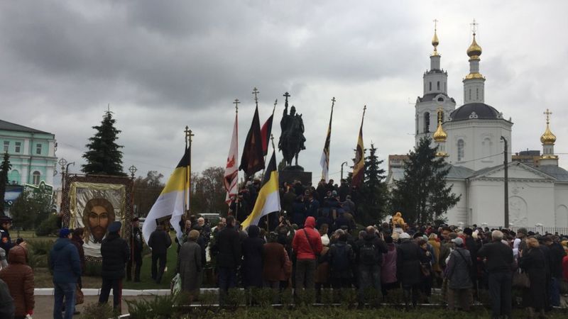 Памятник ивану грозному в орле фото