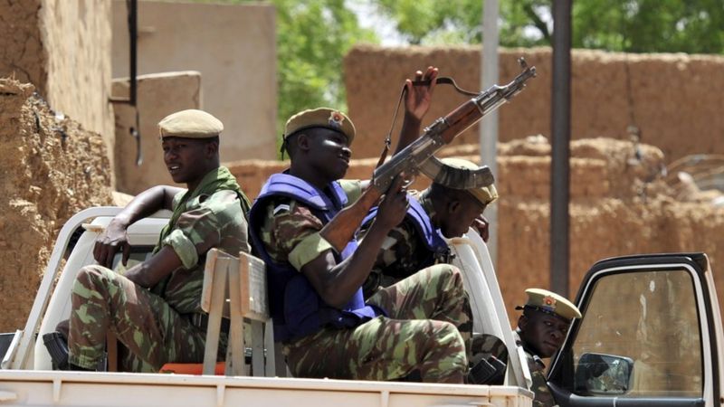 Burkina Faso mosque attack kills 15 worshippers - BBC News