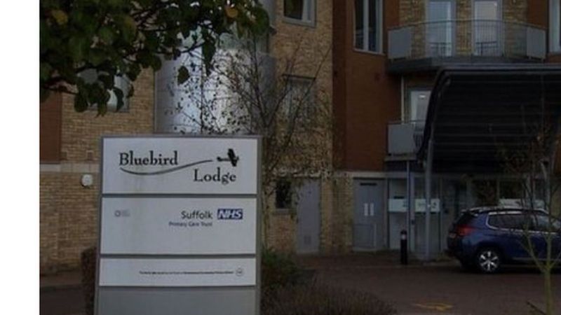 Broken lift at NHS-owned facility in Ipswich a 'disgrace' - BBC News