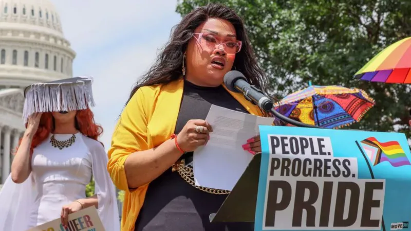 Drag Race Stars Mourn Jiggly Caliente