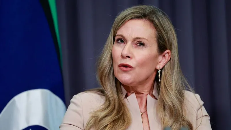 El Congreso estadounidense convoca a declarar al regulador de internet de Australia.