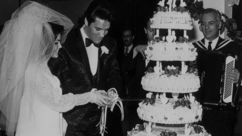 Elvis Presley S Divorce Papers Sell For Bbc News
