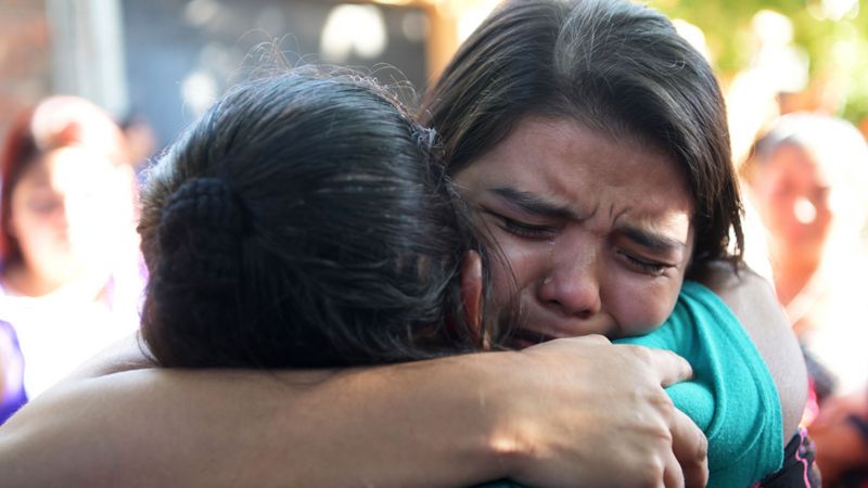 Liberan A Imelda Cortez La Joven De El Salvador Acusada De Intento De Homicidio Del Bebé Que 0457