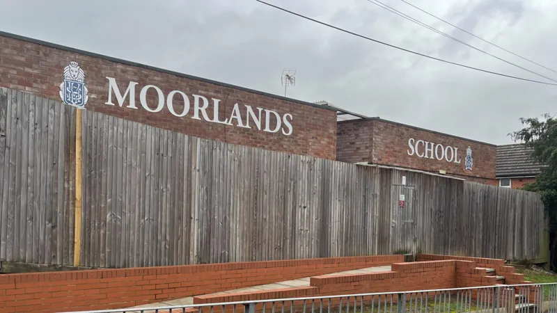 Padres conmocionados por el cierre repentino de una escuela privada