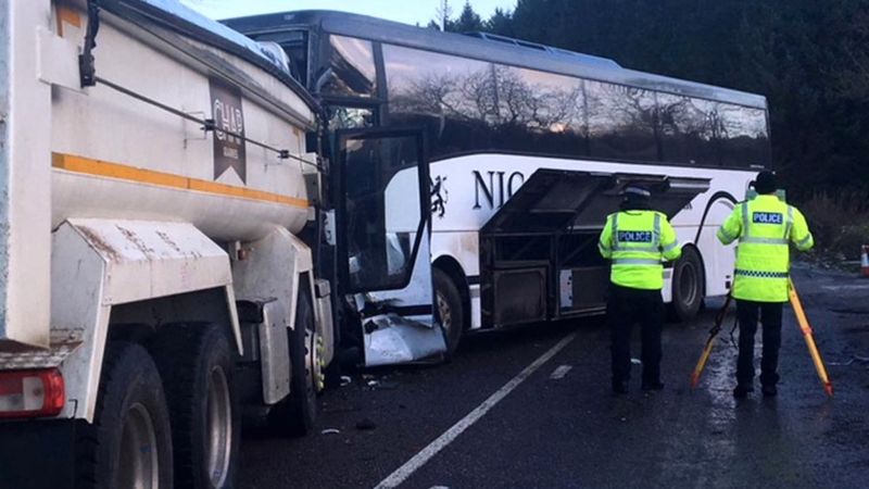 Driver Dies After School Bus Crash In Aberdeenshire Bbc News