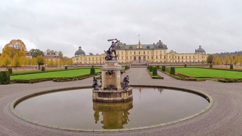 Sweden's Queen Silvia Says Palace Is Haunted By Ghosts - BBC News