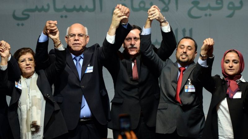 Delegados libios en una conferencia en Marruecos