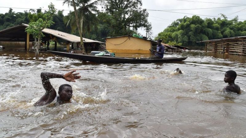 Nigeria Flooding 2018: Flood Don Chase Almost 2 Million Comot For House ...