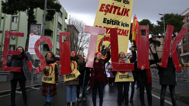 Dünya Emekçi Kadınlar Günü Türkiyede Kadın Olmak Hep Mücadele Etmek