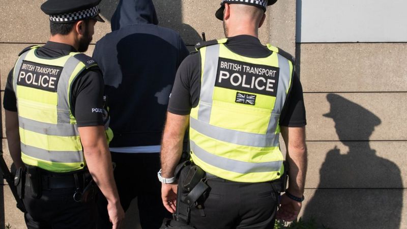knife-possession-offences-in-england-and-wales-reach-record-high-bbc-news