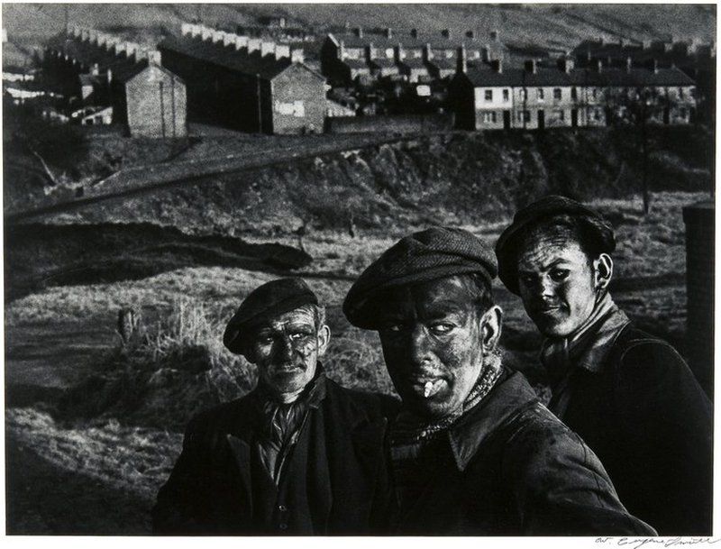 Three Generations of Welsh Miners (1950) gan W Eugene Smith
