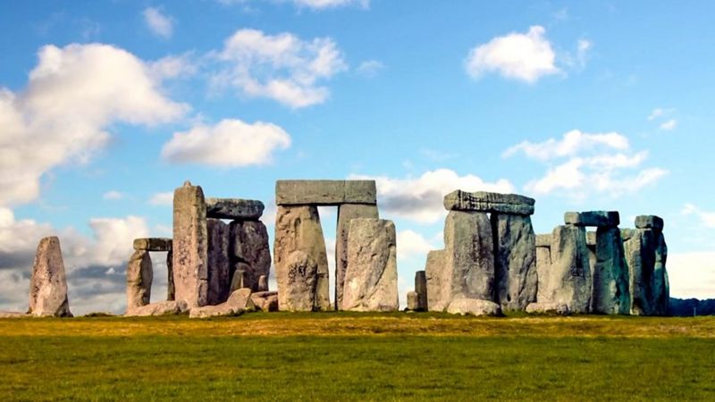 Stonehenge: Did the stone circle originally stand in Wales? - BBC News