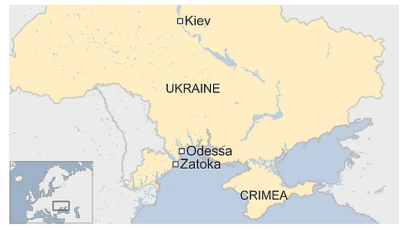 Boat capsizes near Ukrainian city of Odessa 'leaving 12 dead' - BBC News