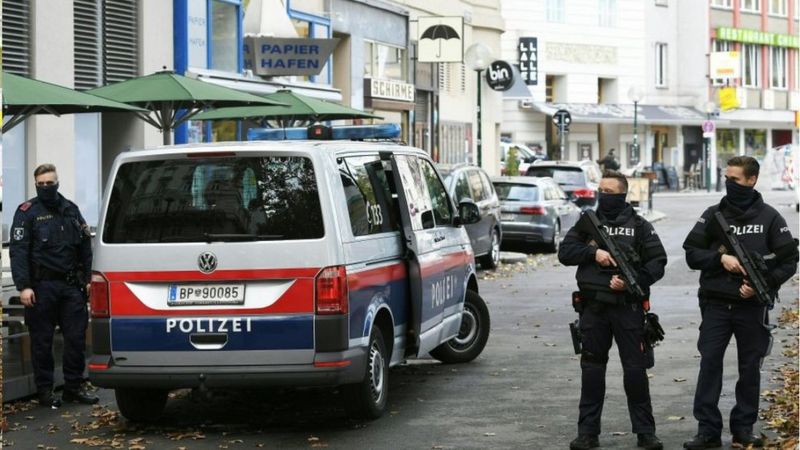 Vienna Shooting: Austria Hunts Suspects After 'Islamist Terror' Attack ...