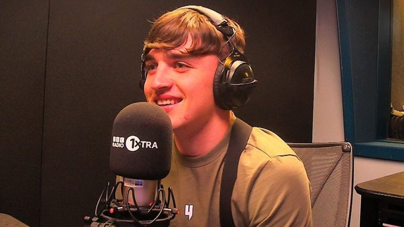 New BBC radio show to be broadcast from Birmingham - BBC News