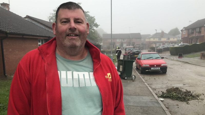 Storm Babet flooding: Catcliffe residents on trying to rebuild - BBC News