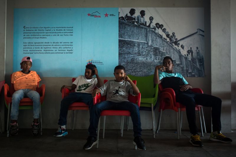 Niños de la escuela de percusión de San Agustín.