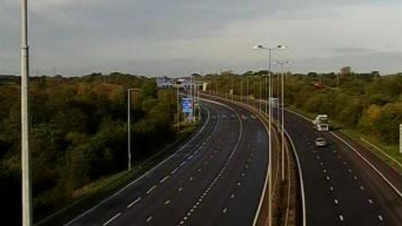 M6: Northbound Carriageway Closed In Warwickshire - BBC News