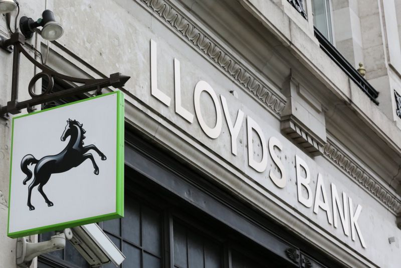 Lloyds Bank to close 60 more branches across UK BBC News