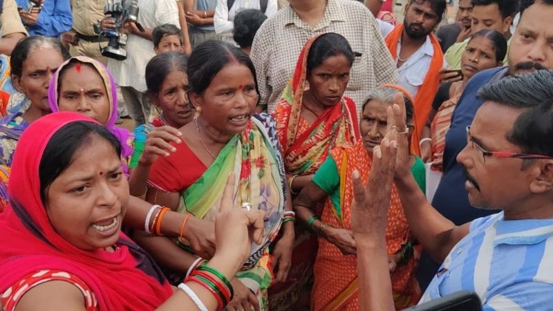 Kerala murders: Two women killed in suspected human sacrifice - BBC News