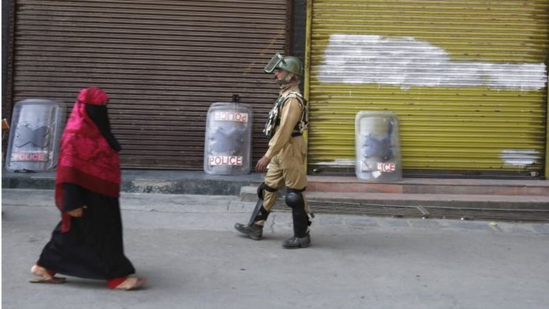 Kashmir Attack India Launches Strikes Against Militants Bbc News 