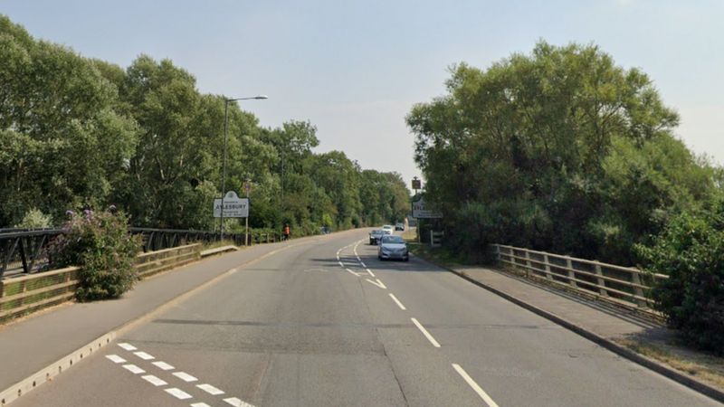 Aylesbury woman killed after being struck by police car - BBC News