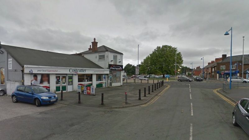 Matthew Whelan sentenced for Queensferry shop stabbing - BBC News