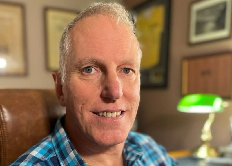 Nottinghamshire villagers' concern over Red Arrows move BBC News