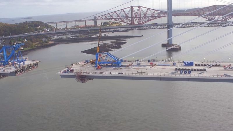 Queensferry Crossing opening timetable 'realistic' - BBC News