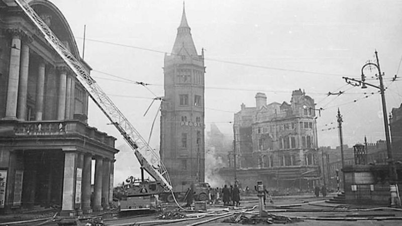 UK World War Two bombing sites revealed in online map - BBC News