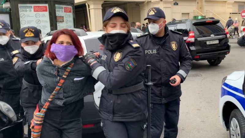 8 Mart Qadınlar günü: Bakıda etiraz aksiyası dağıdılıb