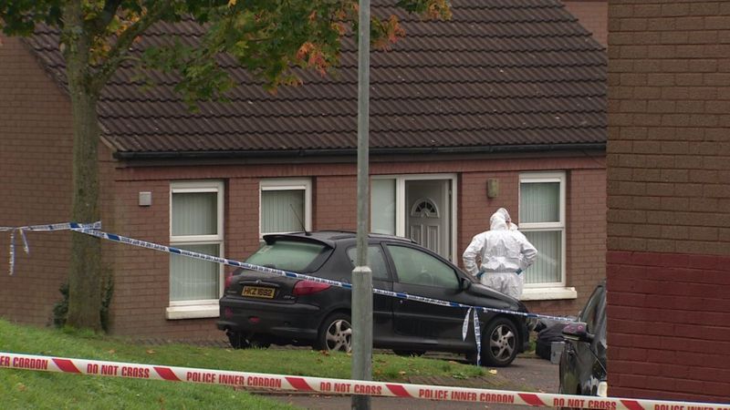 Belfast murder: Joe Reilly killing 'cold-blooded execution' - BBC News