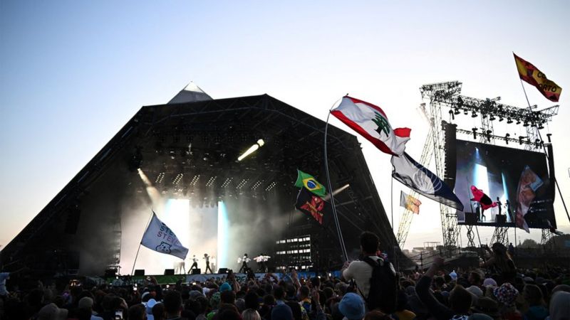 Kendrick Lamar Closes Glastonbury With Powerful Plea For Women's Rights ...