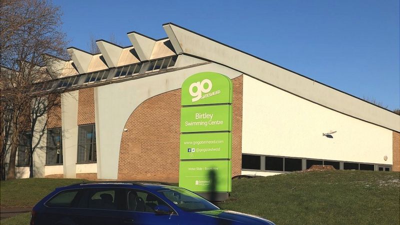 Birtley Swimming Centre: Volunteers needed in bid to save it - BBC News