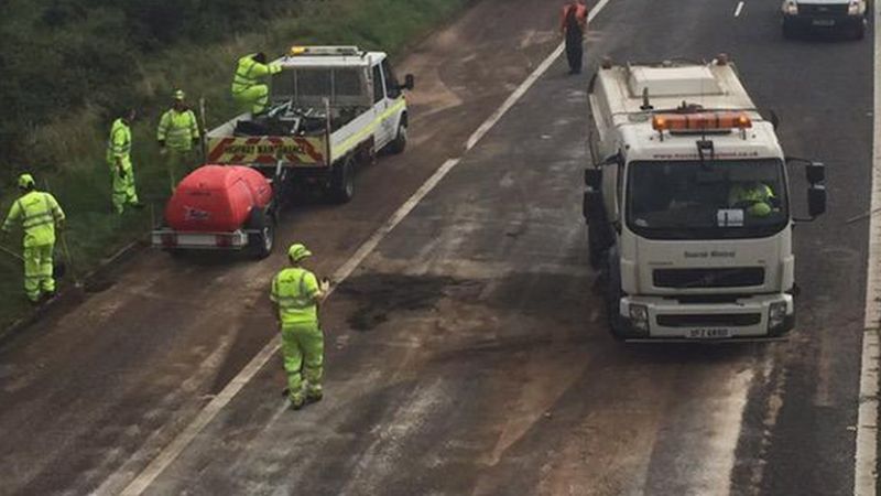 M1 Reopens After Lorry Crash Bbc News