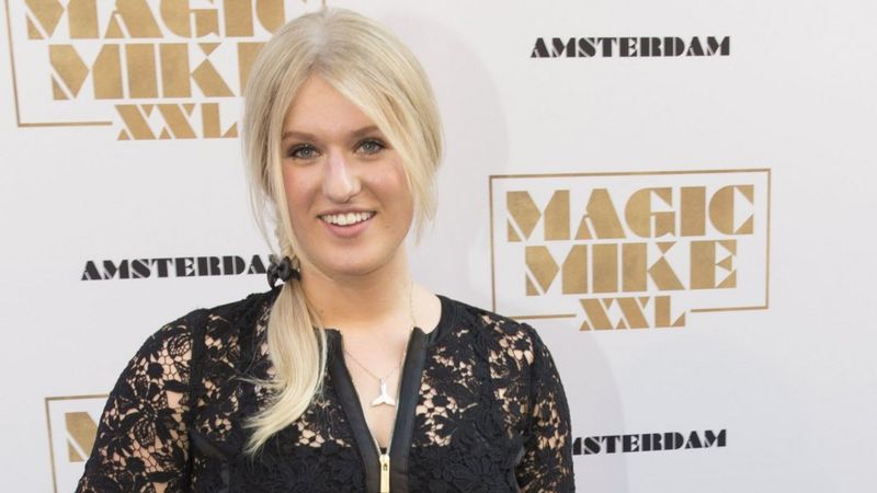 EU lawyer sides against Playboy in hyperlinks case - BBC News