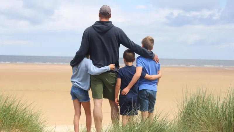 'We love you, Papa': Royal children mark Father's Day