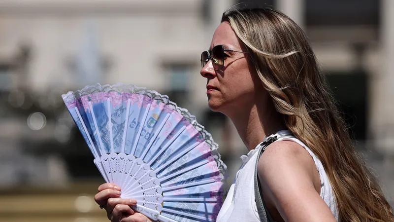 La alerta sanitaria por ola de calor se ha prorrogado hasta el viernes.