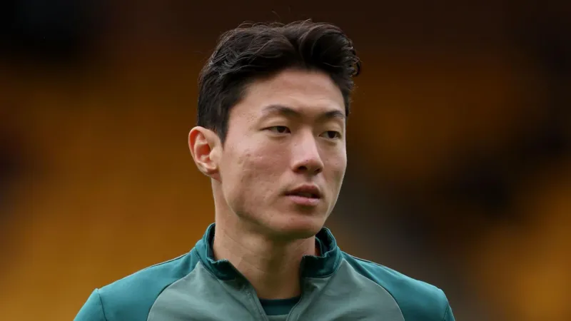 S Korean striker sorry for filming secret sex videos