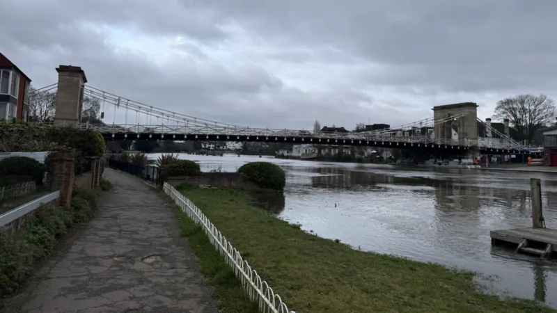 Las obras del puente de Grado I avanzan, dice el ayuntamiento Las obras del puente de Grado I avanzan, dice el ayuntamiento