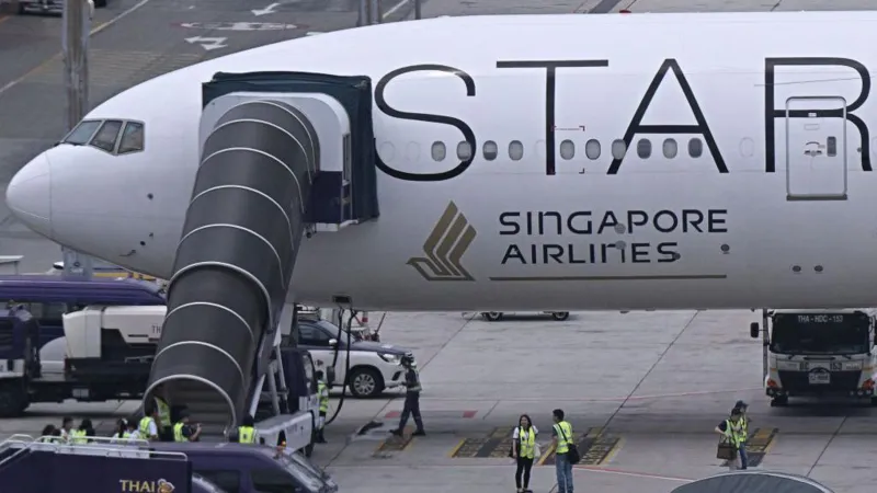 El CEO de Singapore Airlines Agradece al Personal Después de un Vuelo Turbulento