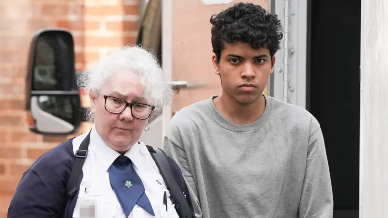 Hombre de 20 años se declara culpable de matar a su padre