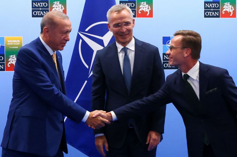 Stoltenberg, Erdoğan’ın İsveç’in NATO üyesi olmasına destek verdiğini açıkladı